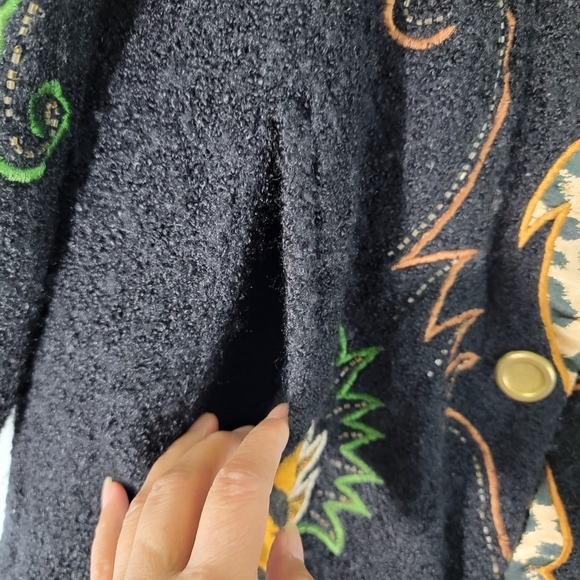 Alex Kim Black/Gold Boucle Jacket Sz M Embroidery Patches Button-Up Lined Pocket - Picture 5 of 12